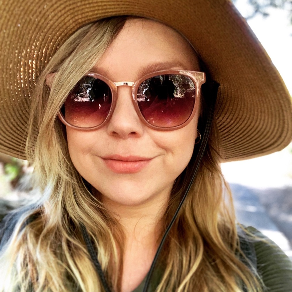 Meet your Posher, Allison